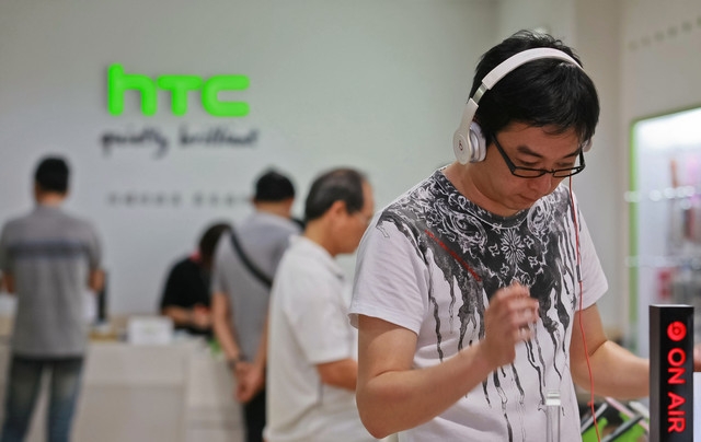 Beats Electronics выкупит остаток акций у HTC за $265 млн