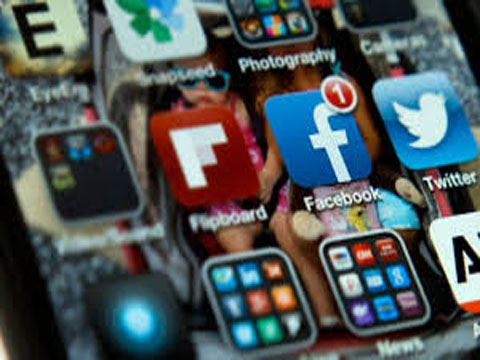 Facebook отказался от интеграции ВКонтакте